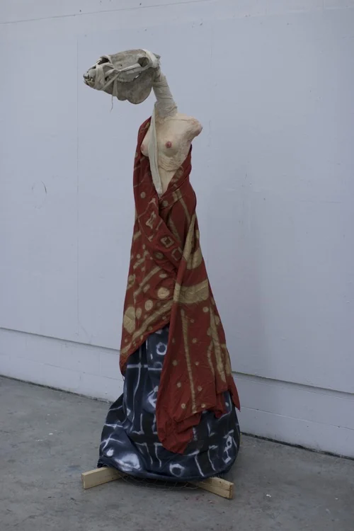 Freyja: Side View Full