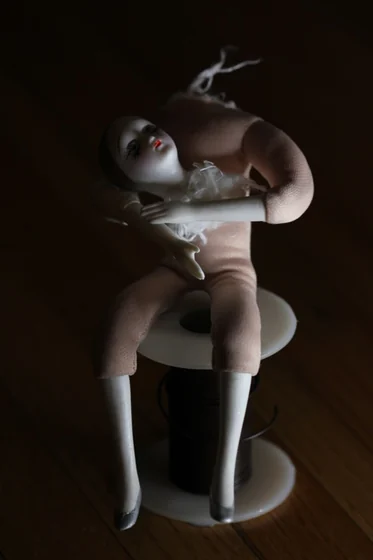 Dolly (Front)